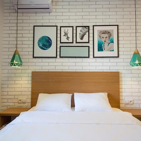 Design Apartments On Velyka Vasylkivska 42 키예프 외부 사진