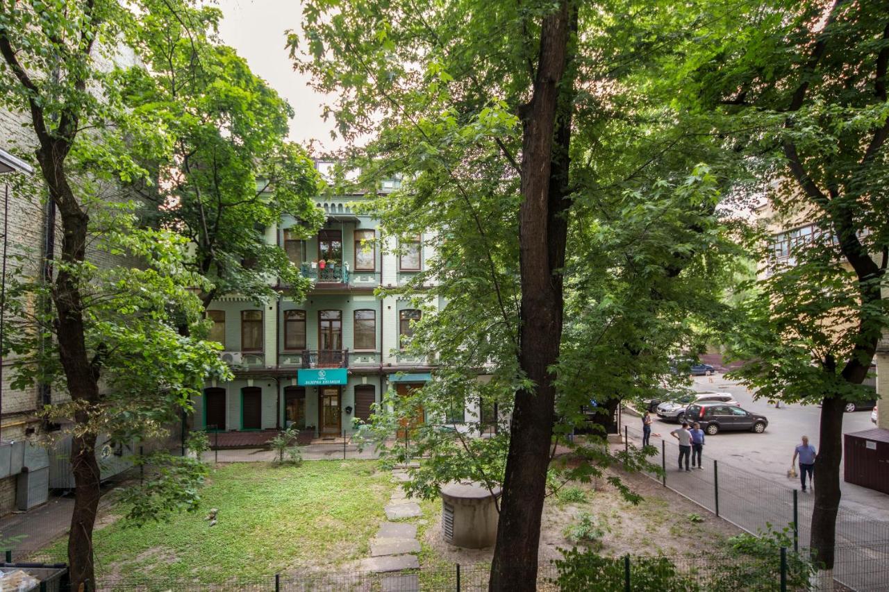 Design Apartments On Velyka Vasylkivska 42 키예프 외부 사진