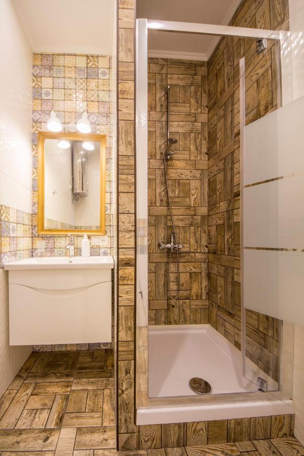 Design Apartments On Velyka Vasylkivska 42 키예프 외부 사진