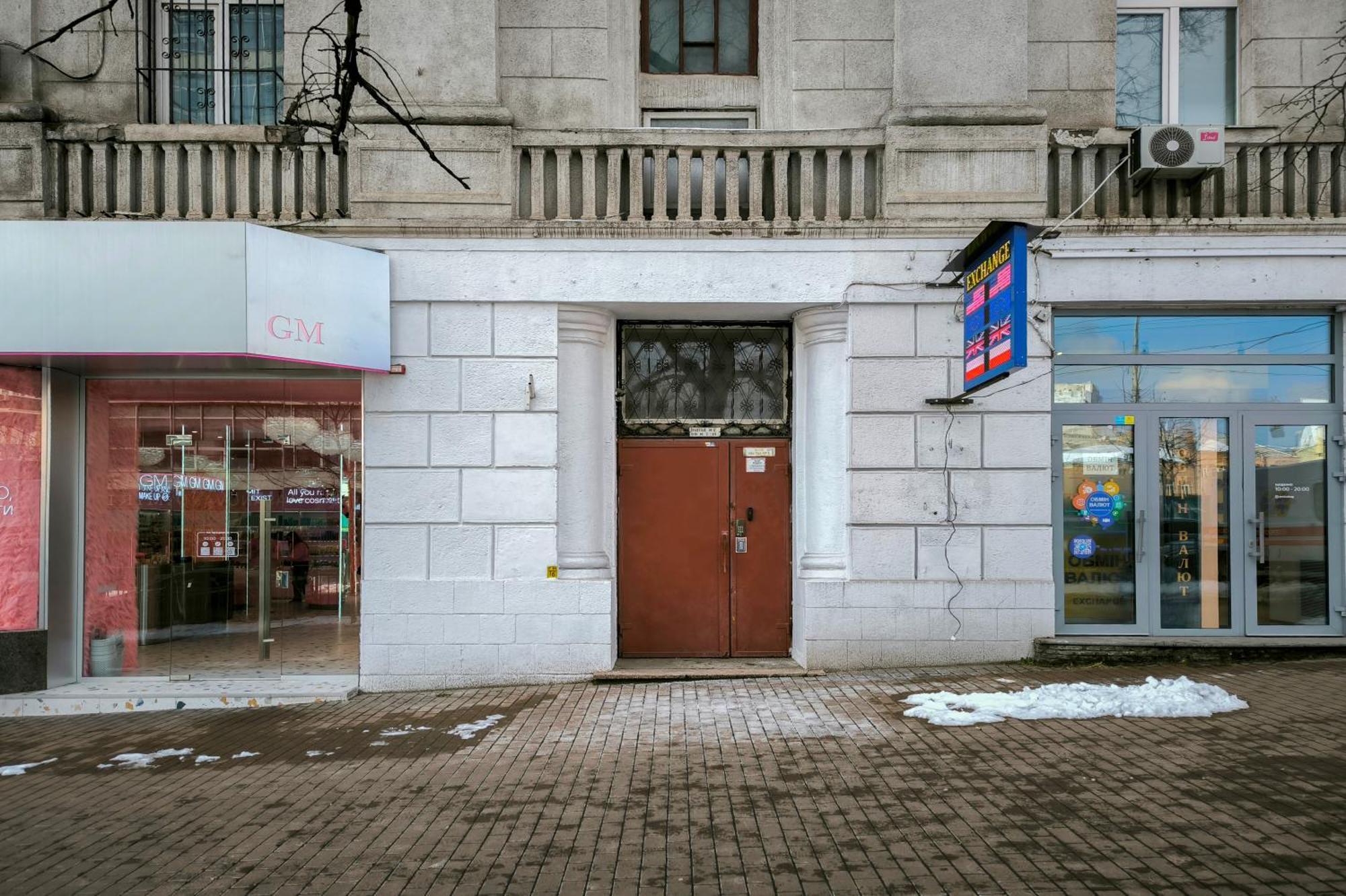 Design Apartments On Velyka Vasylkivska 42 키예프 외부 사진